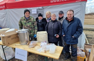 Nemocnica pomáha na hraničnom priechode Veľké Slemence.